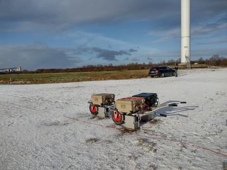 Geosym elvis seismic snow wind farm